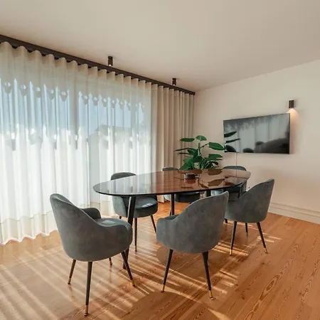 Penthouse In Downtown By Homing Apartment *