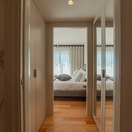 Penthouse In Downtown By Homing * Oporto
